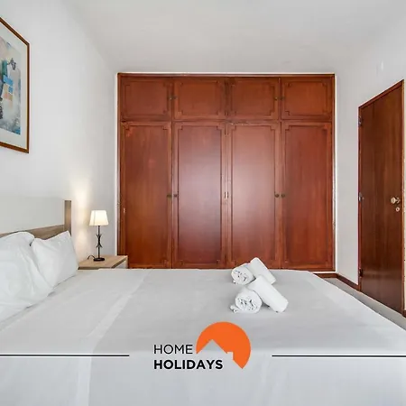 Holiday home #116 Telhas Verdes By Holidays